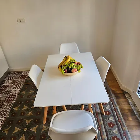 Apartment Tapis *
